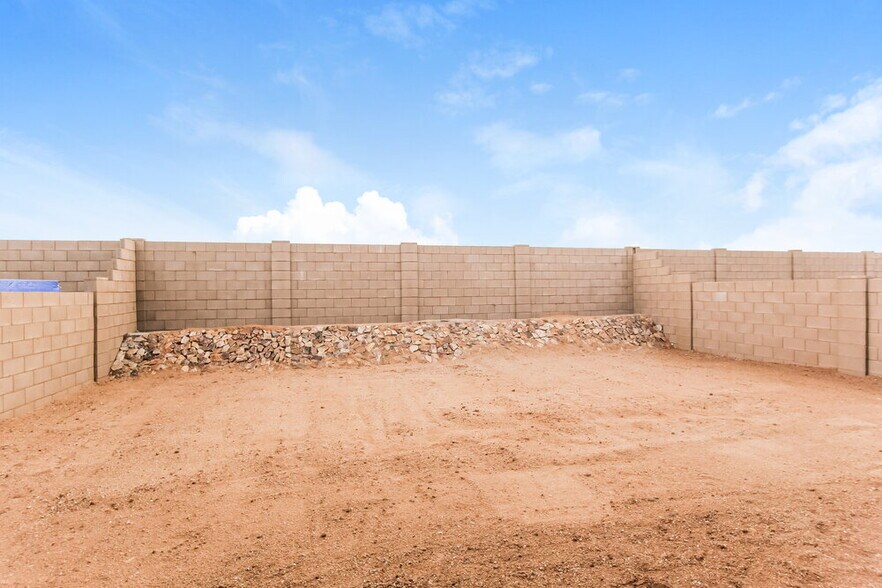 Building Photo - 6989 W Hedge Rose Dr