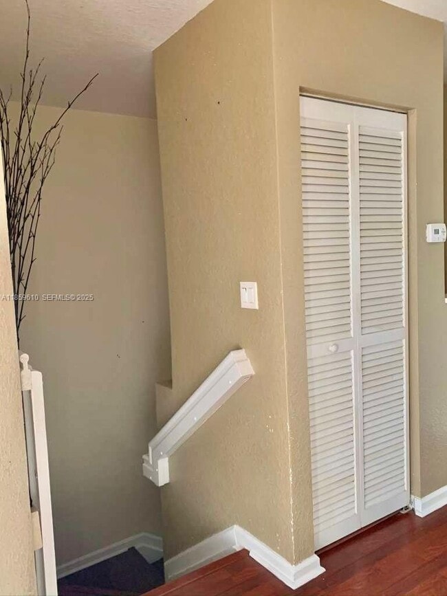 Building Photo - 27321 SW 140th Ct