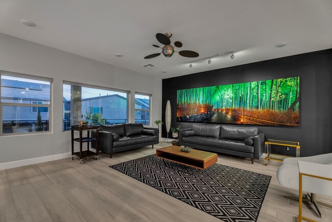 Building Photo - Las Vegas Luxury, Contemporary Furnished H...