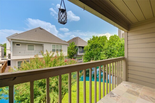 Building Photo - 2023 Gentryside Dr