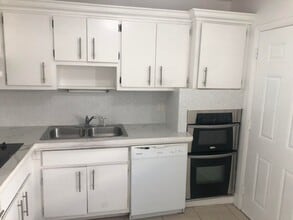 Building Photo - 4500 N Flagler Dr