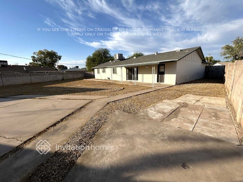 Building Photo - 3817 W Cactus Wren Dr