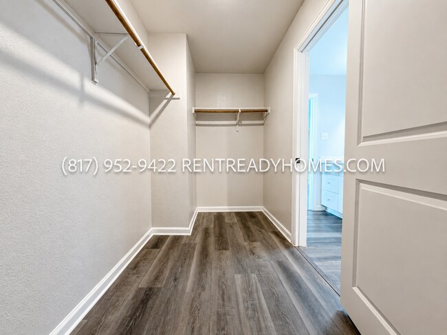 Building Photo - 419 Covington Cv
