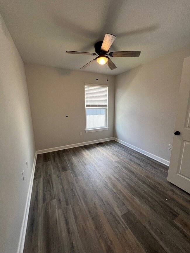 Building Photo - 79 SE 351st Rd
