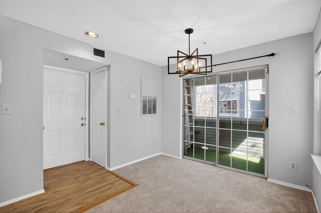 Building Photo - 13564 Lord Sterling Pl