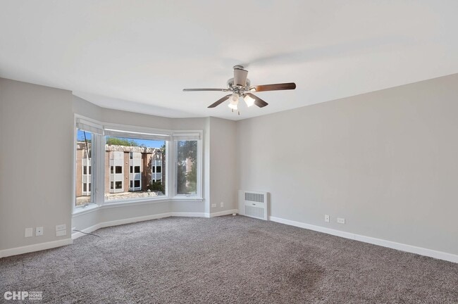 Building Photo - 201 Thames Pkwy