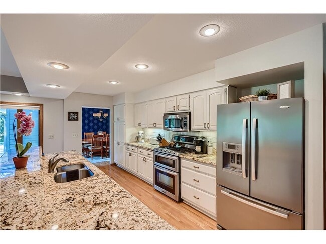 Building Photo - 3200 Frear Dr