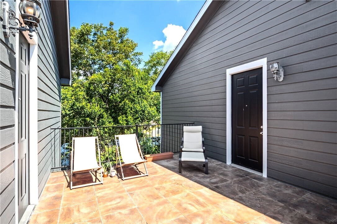 3rd Floor Deck - 3500B Duval Street