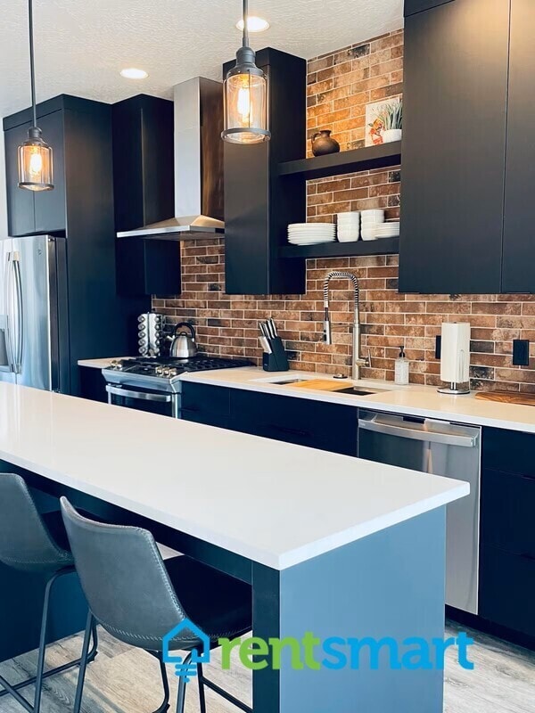 Building Photo - 119 B N 2nd St W