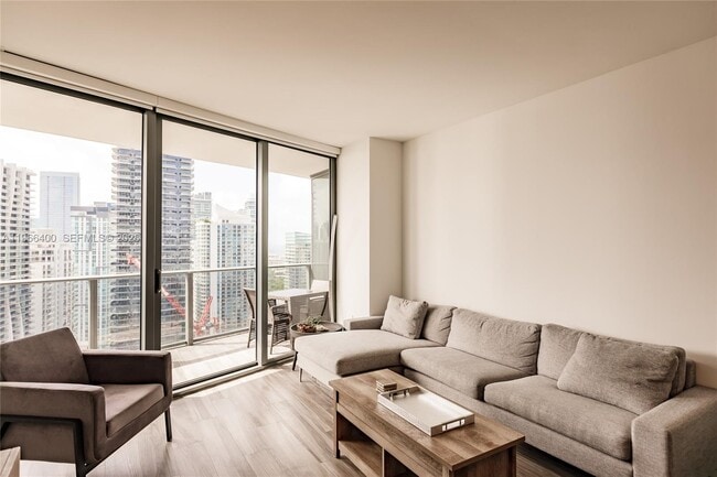 Building Photo - 801 S Miami Ave