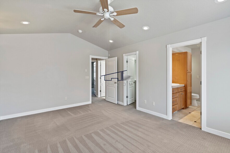 Building Photo - 2368 N 650 E