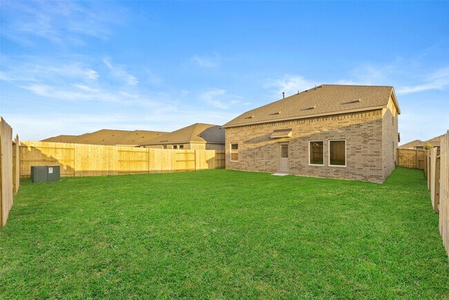 Building Photo - 29010 Grazing Plns Ln