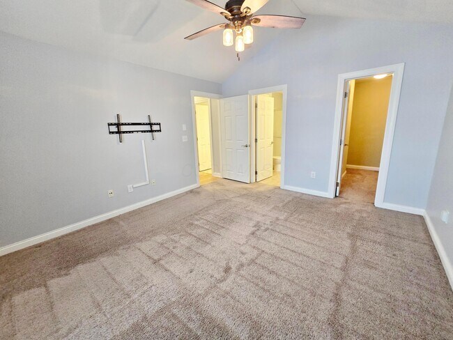 Building Photo - 4201 Bradhurst Dr