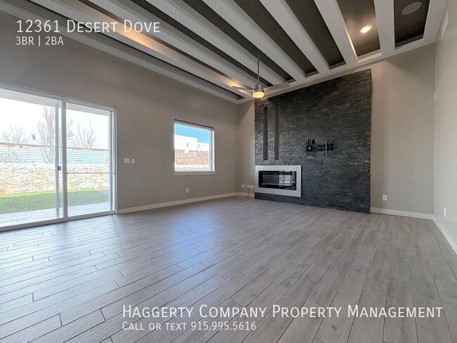 Building Photo - 12361 Desert Dove Ave