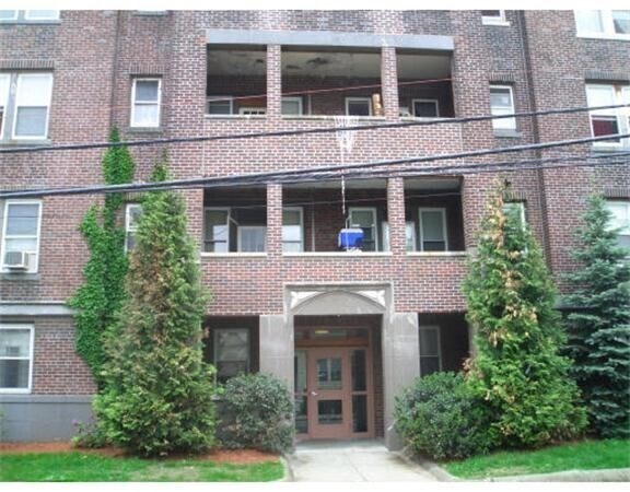 Building Photo - 40 Ashford St