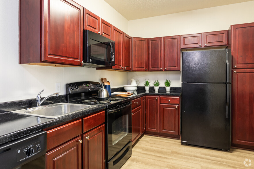 2BR, 2BA - The Guilford - Kitchen - Mission Place Apartments