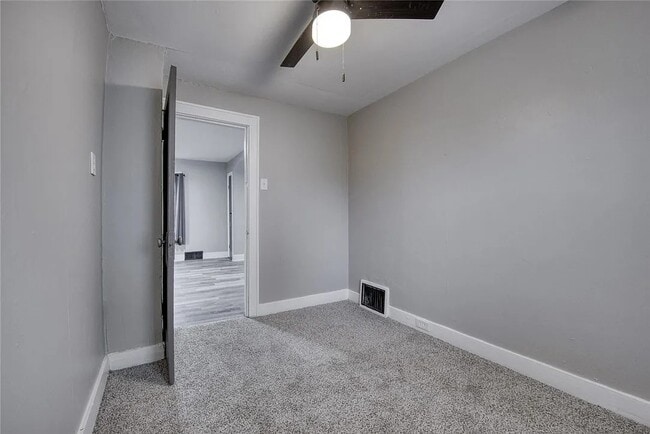 Building Photo - 586 Highland Ave