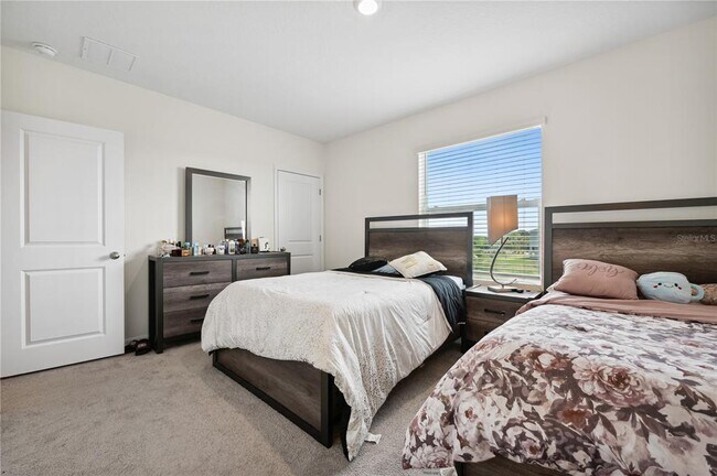 Building Photo - 8924 Milestone Dr