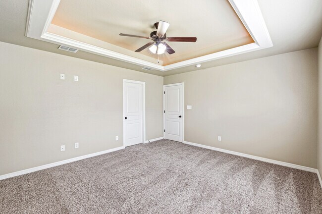 Building Photo - 1617 Shadow Canyon Dr