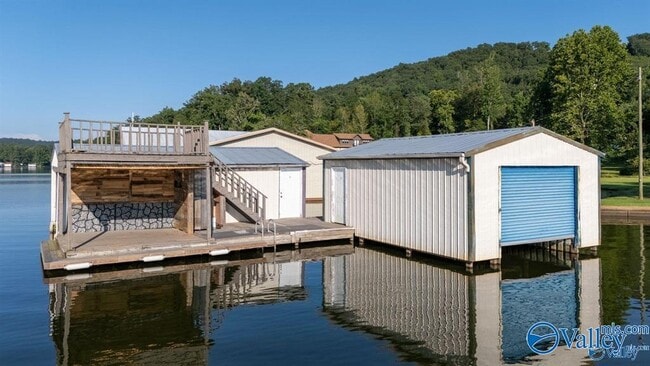 Building Photo - 4125 Hide Away Dr