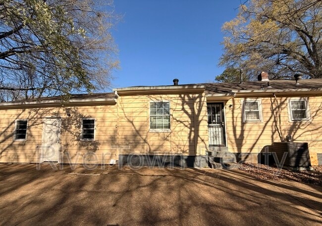 Building Photo - 1489 Titus Rd