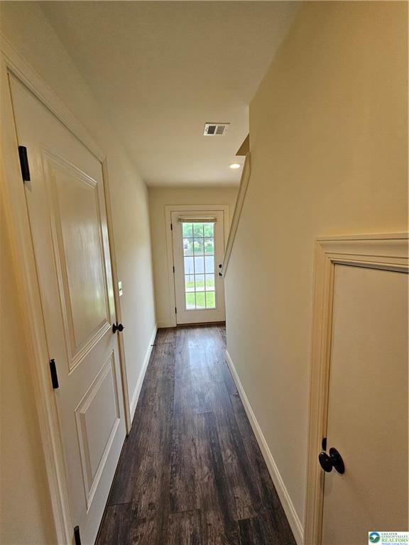 Building Photo - 1601 Greystone Cir