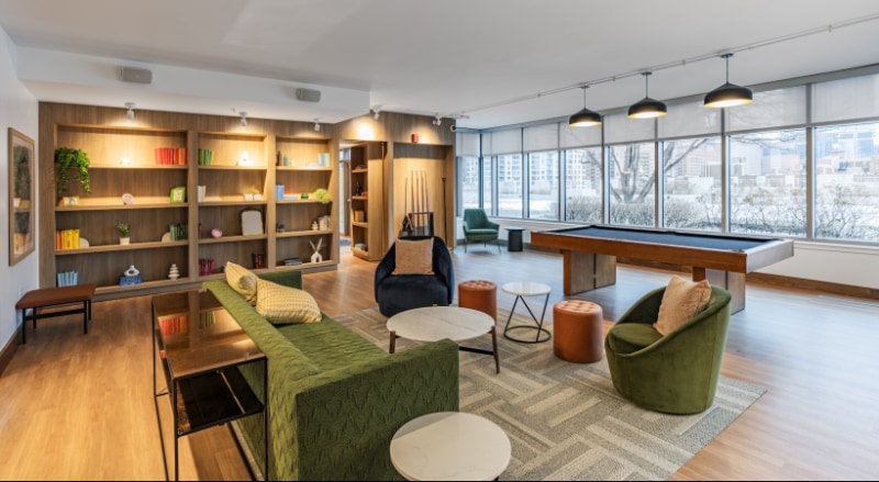 Building Photo - 550 W Kinzie St