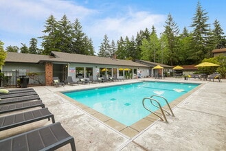 Building Photo - Cedar Terrace