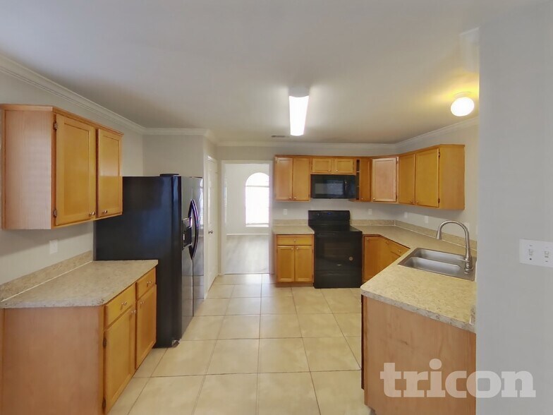 Building Photo - 1701 Pecan View Dr