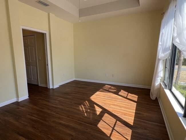 Building Photo - 300 Via Castilla