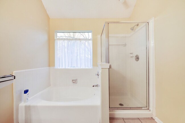 Building Photo - FOR LEASE: SINGLE-FAMILY HOME IN MJ!