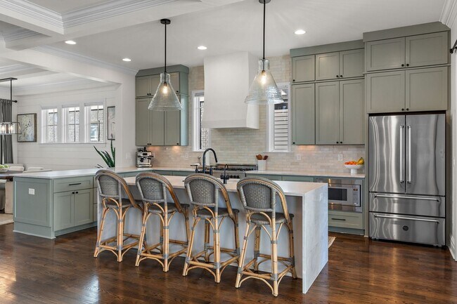 Building Photo - Luxury 12 South Living! $13,000 per month lease. 6 Bed 6 Bath with Great Outdoor Space and Bonus ...