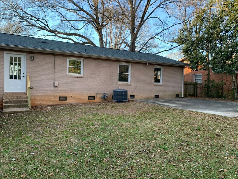 Back of house - 3733 Blandwood Dr