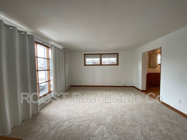 Building Photo - 963 Torrence Dr