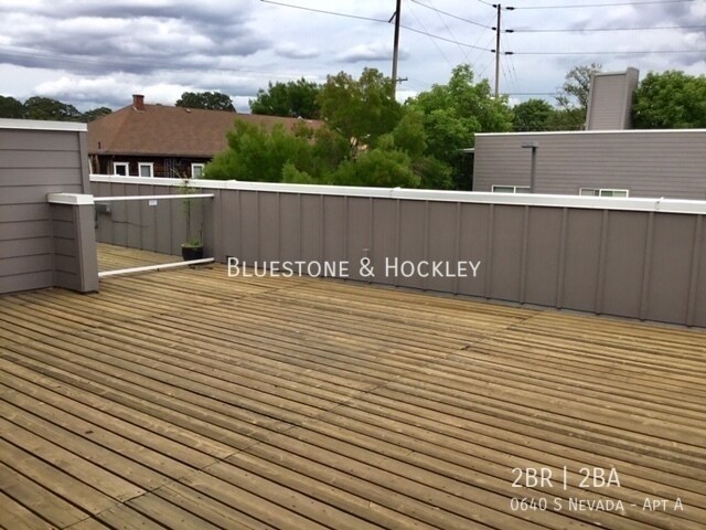 Building Photo - 640 S Nevada St