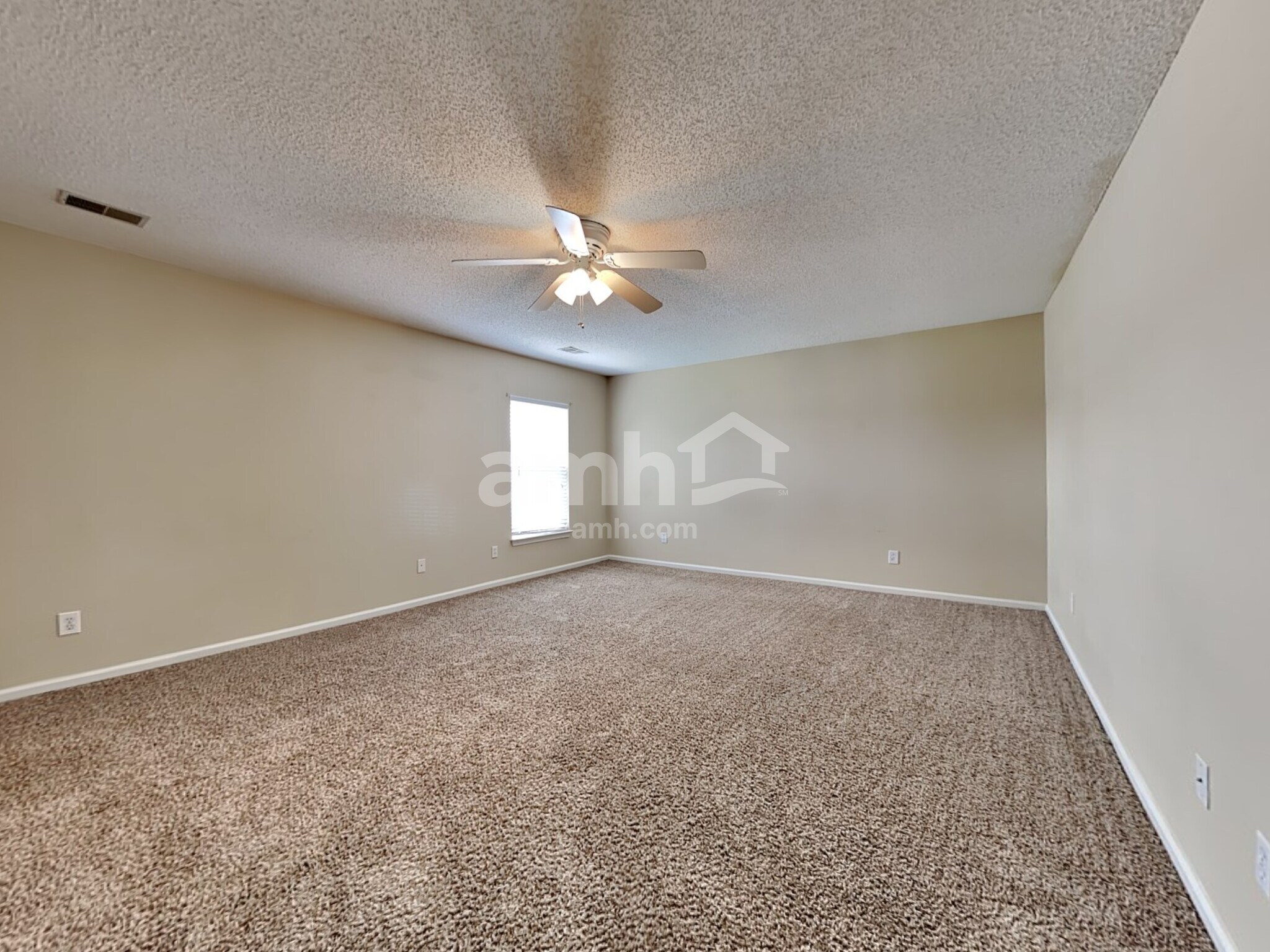 Building Photo - 193 Wildberry Ln