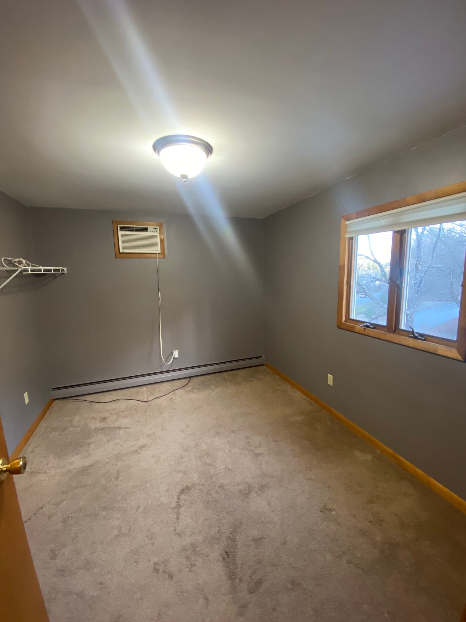 Building Photo - 10 Seneca Rd