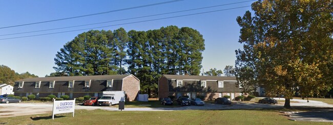 Building Photo - 800 Oakwood St