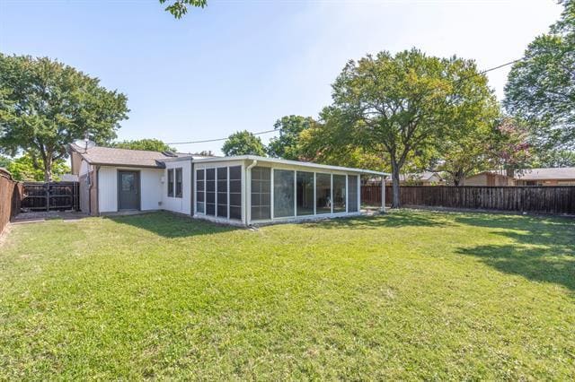 Building Photo - 2942 Esterbrook Dr