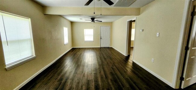 Building Photo - 15500 FM1725