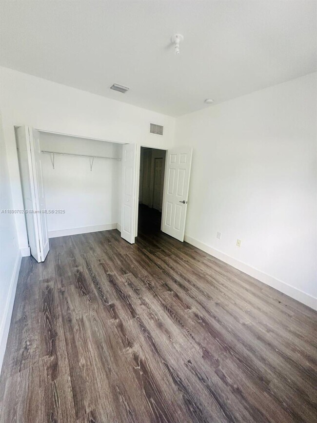 Building Photo - 17021 SW 94th Terrace