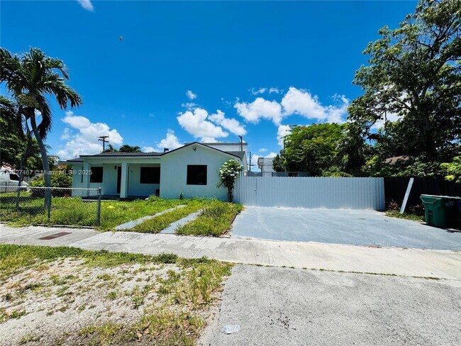 Primary Photo - 6791 SW 25th St