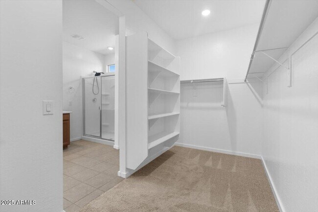 Building Photo - 14074 W Valentine St