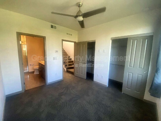 Building Photo - 2200 Tremont Pl