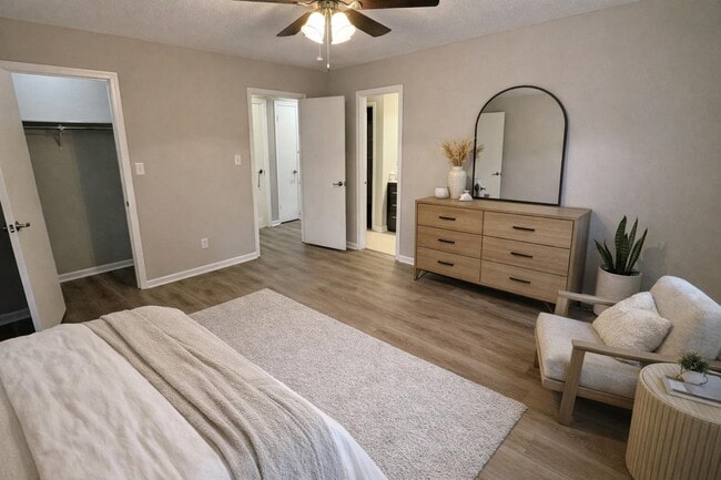 Building Photo - 6398 N Fawn Hollow Cir