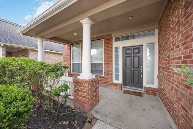 Building Photo - 19311 Lincoln Heights Ln
