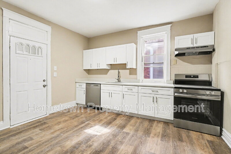 Building Photo - 1814 Boas St