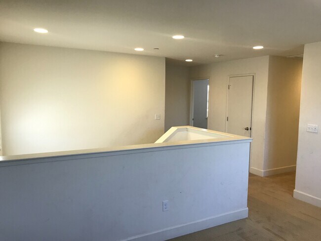 Building Photo - Now Available – 4 Bedroom Home with Loft i...