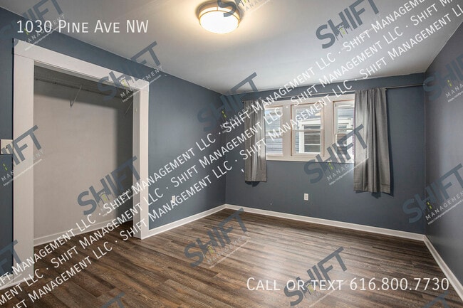 Building Photo - 1030 Pine Ave NW
