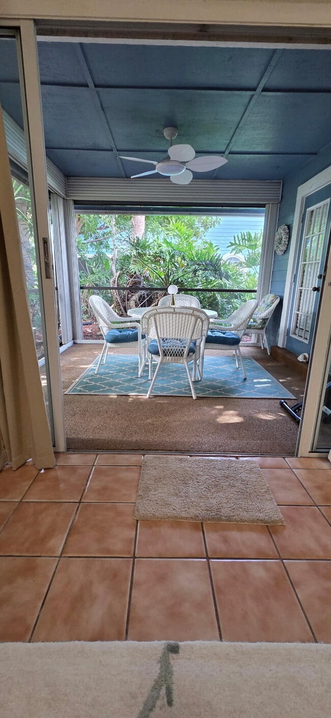 Building Photo - 1008 Ocean Dunes Cir
